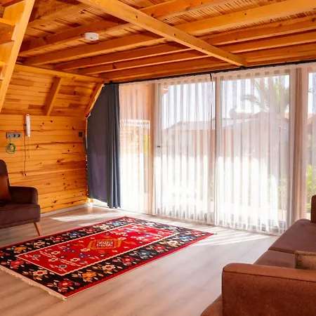Seyr-i Mavi Hotel *